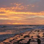 Retreat Апартаменты Ньивпорт